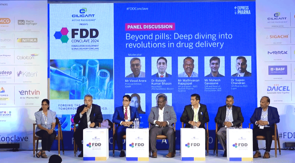 Shri Vinod Arora, Principal Advisor, IGMPI moderating FDD Conclave 2025 on 13-14 June, 2025 at Le Meridien Hyderabad on Beyond pills: Deep diving into revolutions in drug delivery