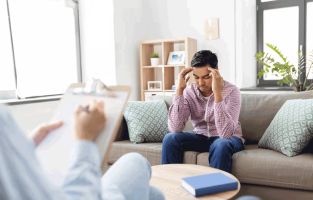 Students learning Psycho-Oncology at IGMPI through online certification course