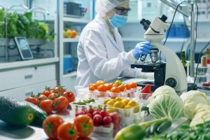 Students learning Food Quality Assurance and Quality Control at IGMPI  