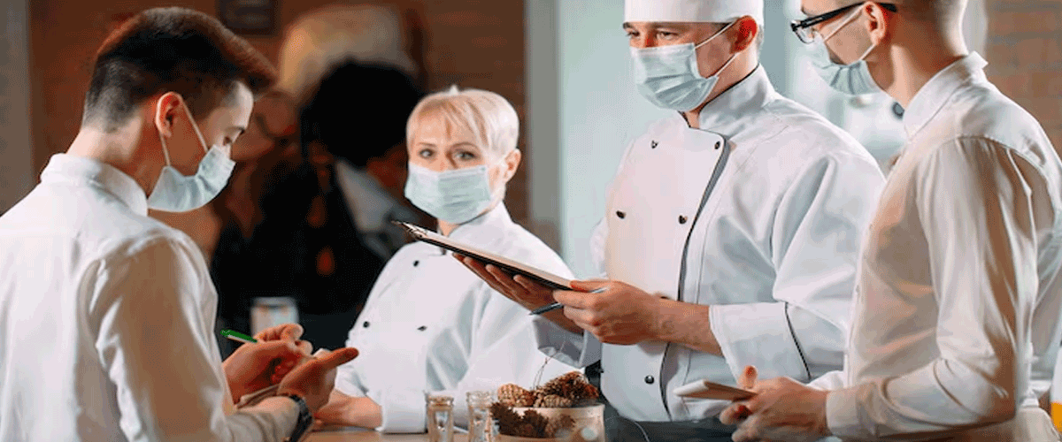 FSSAI Suspends Delhi Hotel Operator’s Licence After Food Safety Violations