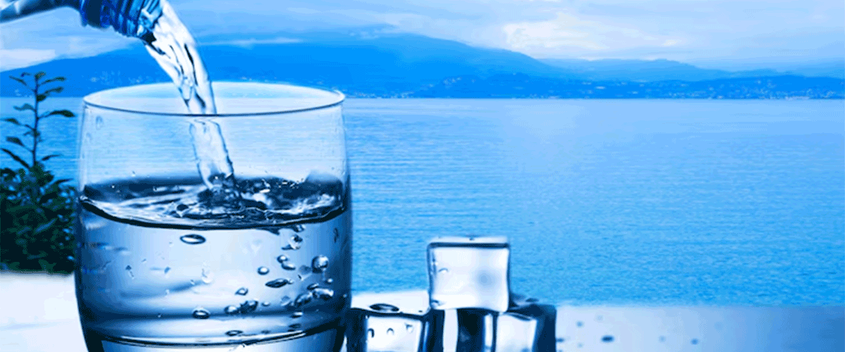 Jennifer Aniston Reunites with smartwater for “Simple, Smart Choices” Campaign